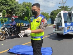 Kecelakaan Ambulans Bawa Pasien Solo Menuju Jogja di Simpang Lima Klatos, Klaten