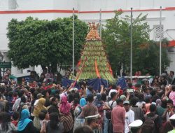 Grebeg Maulud Kraton Jogja, Ada Gunungan yang Keluar Tiap 8 Tahun